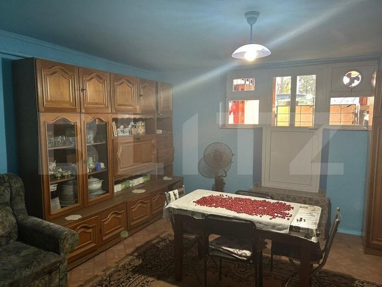 Duplex cu 9 camere cu Garaj în Botizului