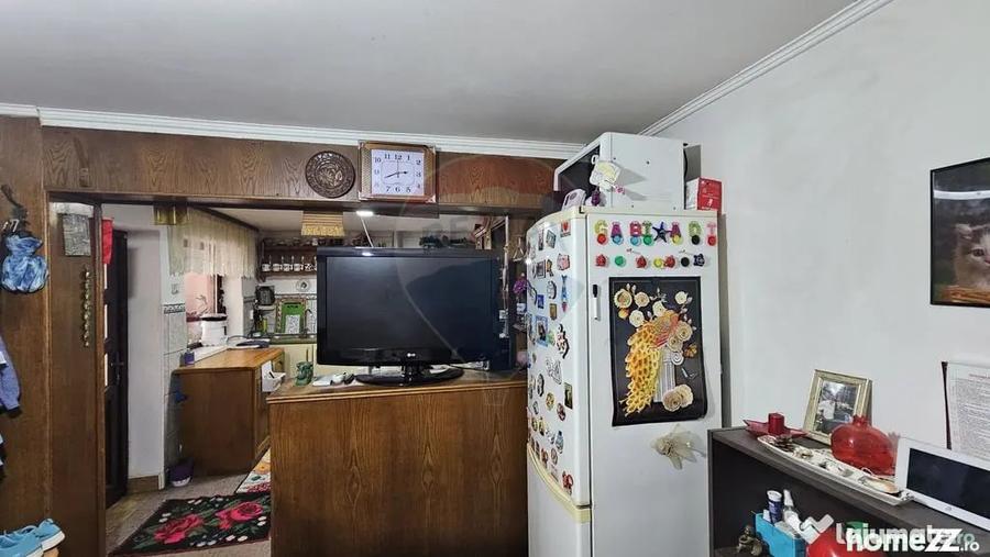 Casă cu 3 camere cu Teren 200 Mp în Central