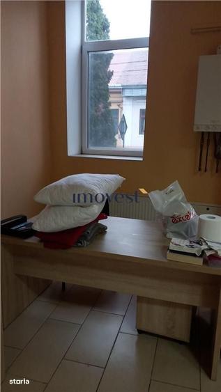 Spațiu comercial, de 120 mp, în Central