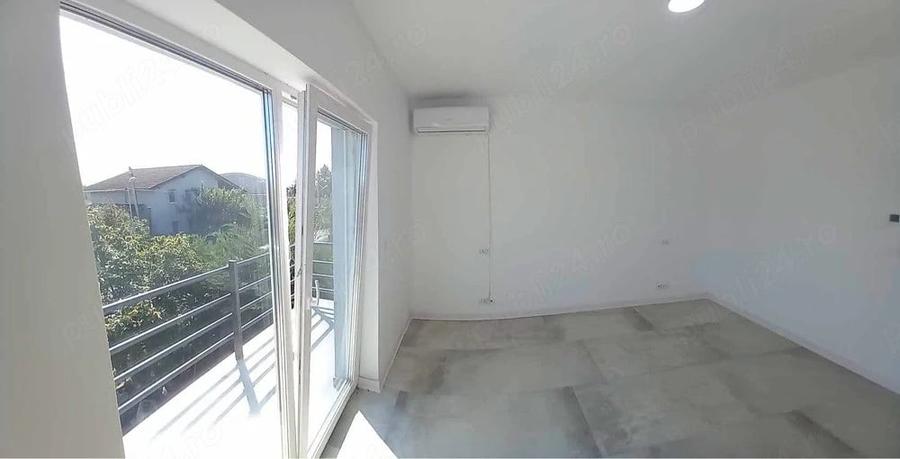 Casă cu 5 camere cu Teren 300 Mp în Giroc