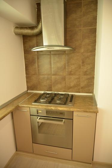 Apartament cu 3 camere decomandat, mobilat în 13 Septembrie