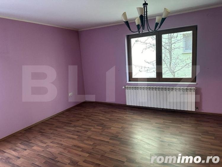 Casă cu 7 camere cu Teren 600 Mp în Burdujeni