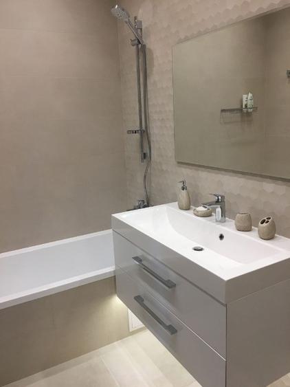 Apartament cu 2 camere decomandat în Borhanci