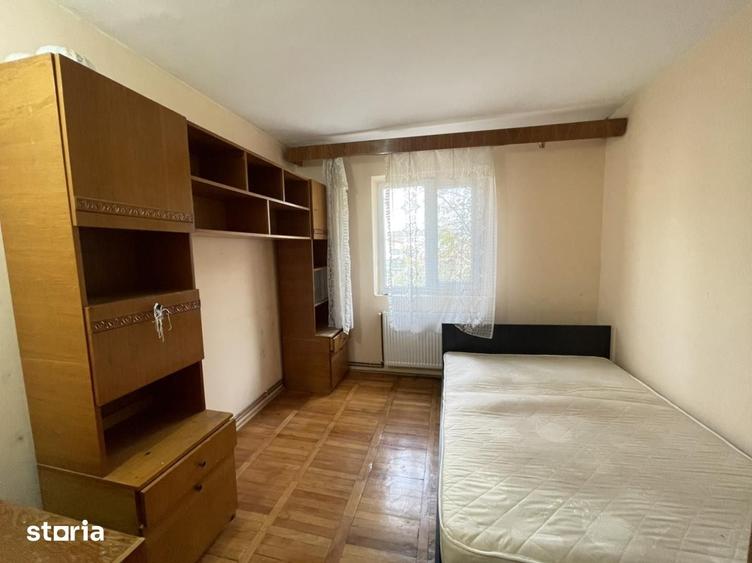 Apartament cu 2 camere nedecomandat în Olimpia-Stadion