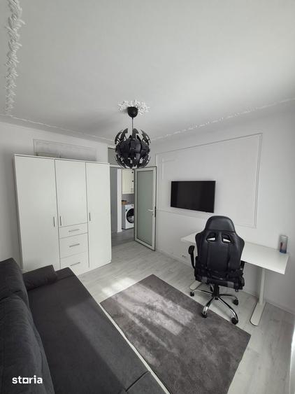 Apartament cu 3 camere decomandat în Micălaca