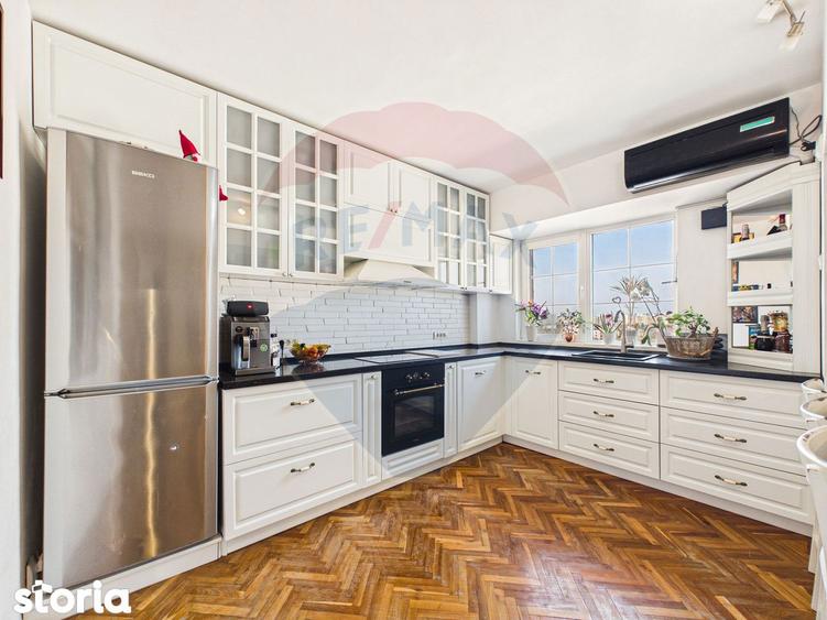 Apartament cu 3 camere, mobilat în Ștefan cel Mare