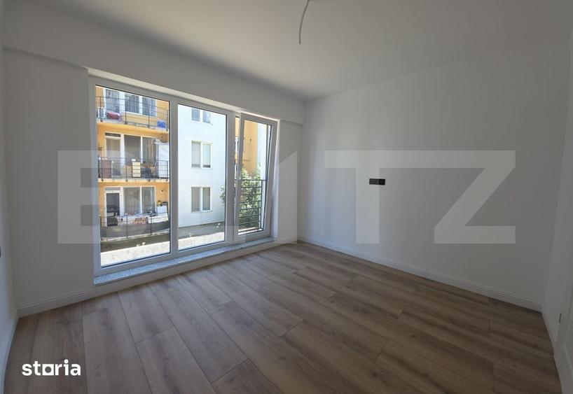 Apartament cu 3 camere în Independenței