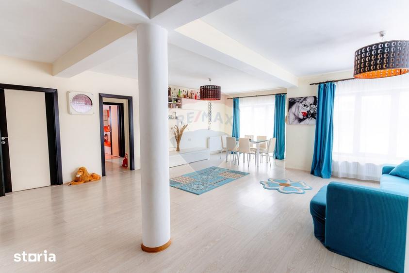 Casă cu 5 camere cu Teren 1240 Mp în Cotmenița