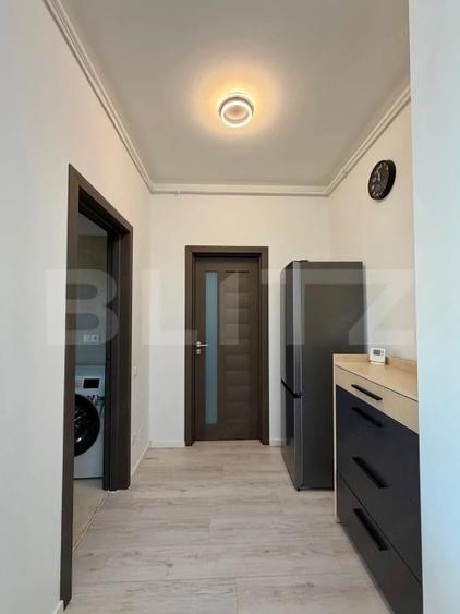 Apartament cu 3 camere semidecomandat în Horea