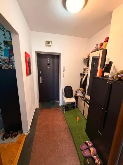 Apartament cu 2 camere semidecomandat, mobilat în Dorobanți