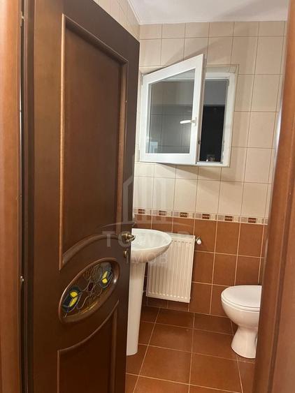Apartament cu 3 camere, mobilat în Ștrand