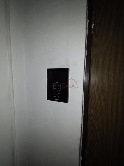 Apartament cu 3 camere decomandat în Teiul Doamnei