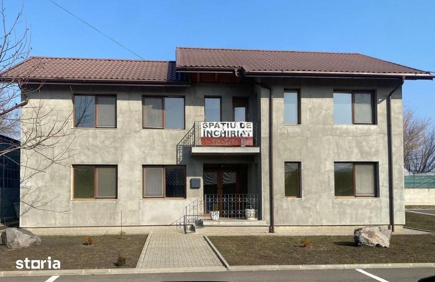 Spațiu comercial, de 240 mp, în Huși