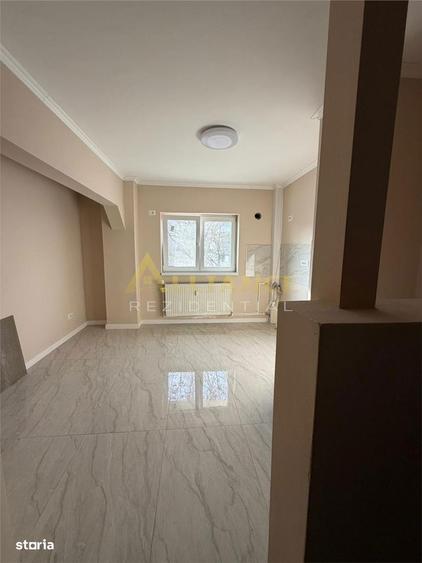 Apartament cu 3 camere decomandat în Apărătorii Patriei