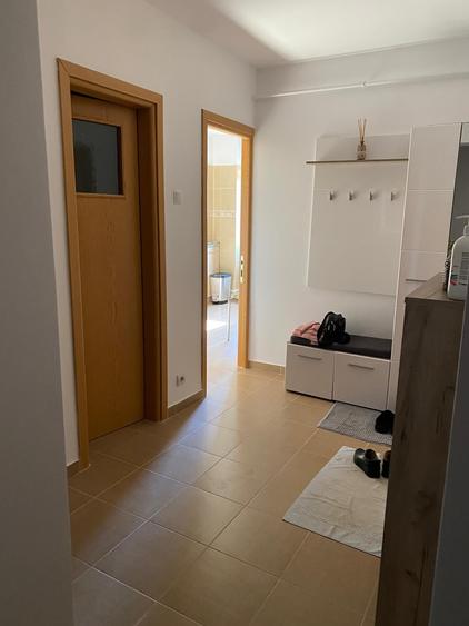 Apartament cu 2 camere decomandat, mobilat în Cug