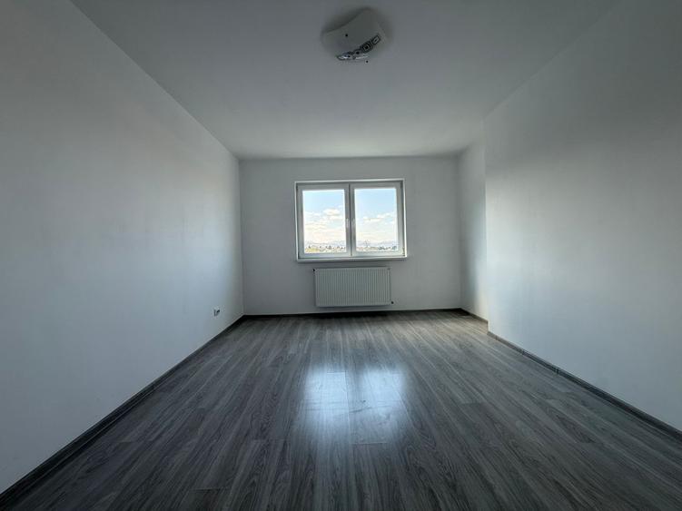 Apartament cu 2 camere decomandat în Florești