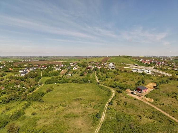 Teren Construcții intravilan de 8000 mp, în Ciurbești