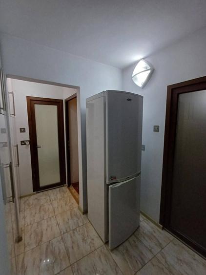 Apartament cu 2 camere decomandat în 9 Mai