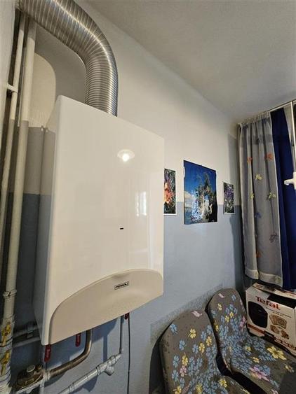 Apartament cu 2 camere decomandat în Est