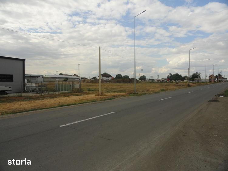 Teren intravilan 2.946 mp, 3 fronturi stradale Vladimirescu str. Garii - 7