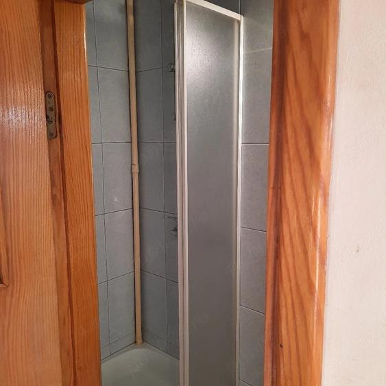 Apartament cu 2 camere semidecomandat în 1 Decembrie 1918