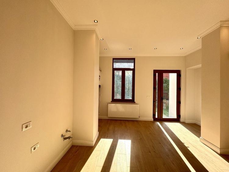 Casă cu 3 camere în Făgăraș