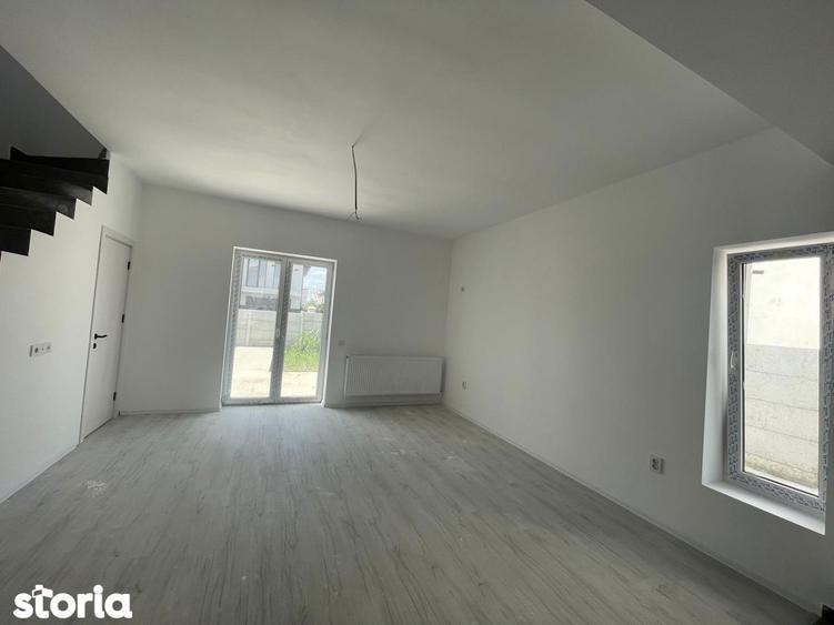 Casă cu 3 camere cu Teren 180 Mp în Central