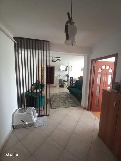 Apartament 3 camere, 67 mp, etaj 3/5, zona Sud - 11
