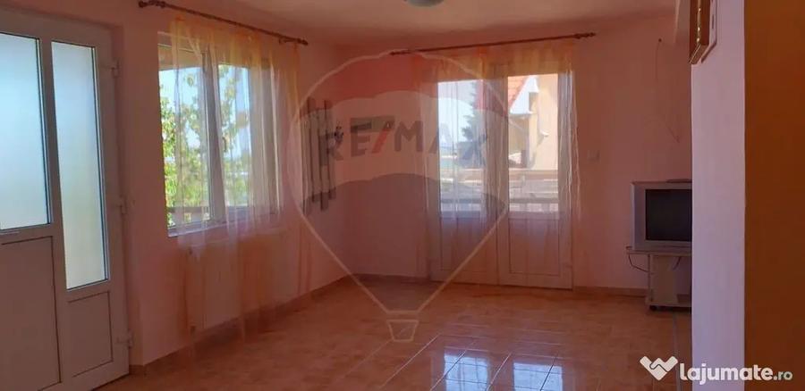 Casa cu mansarda cu 5 camere de vanzare in zona metr... - 2
