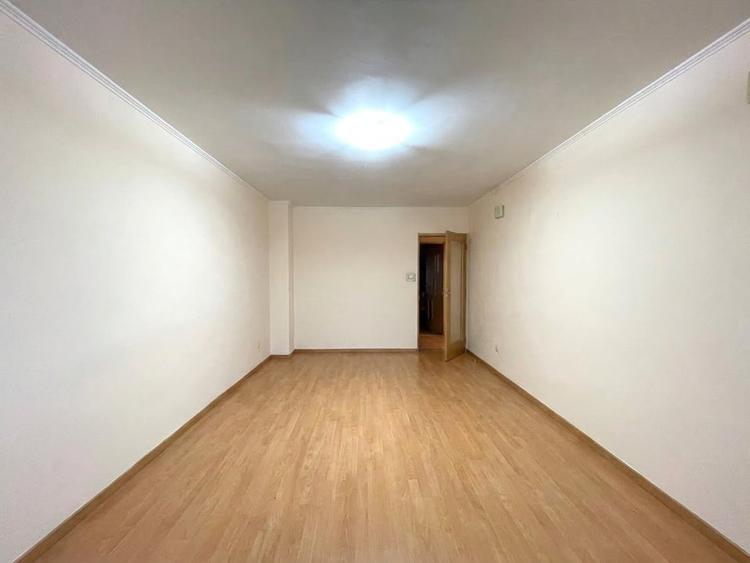 Apartament cu 2 camere decomandat în Arcu