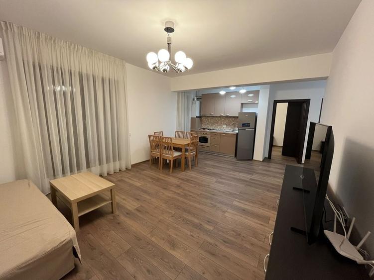 Apartament cu 2 camere semidecomandat, mobilat în Timișoara