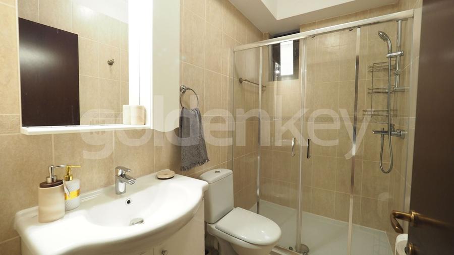 Casă individuală cu 6 camere cu Canalizare în Pipera
