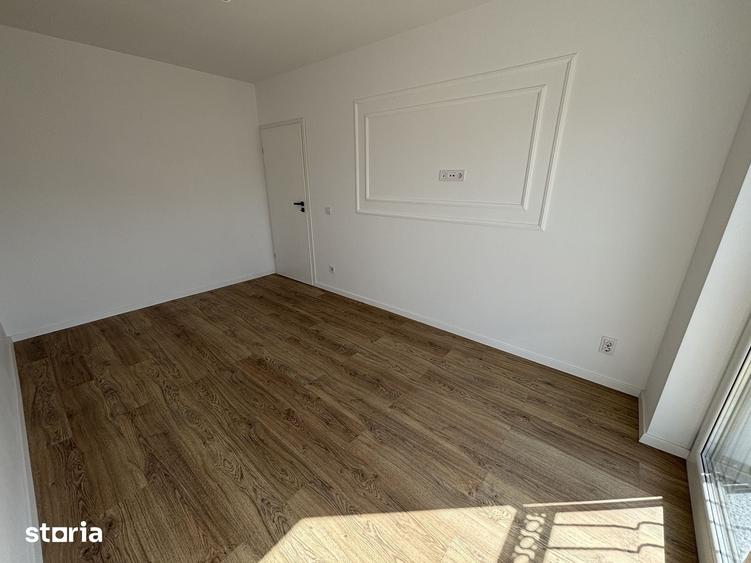Casă cu 4 camere cu Teren 220 Mp în Central