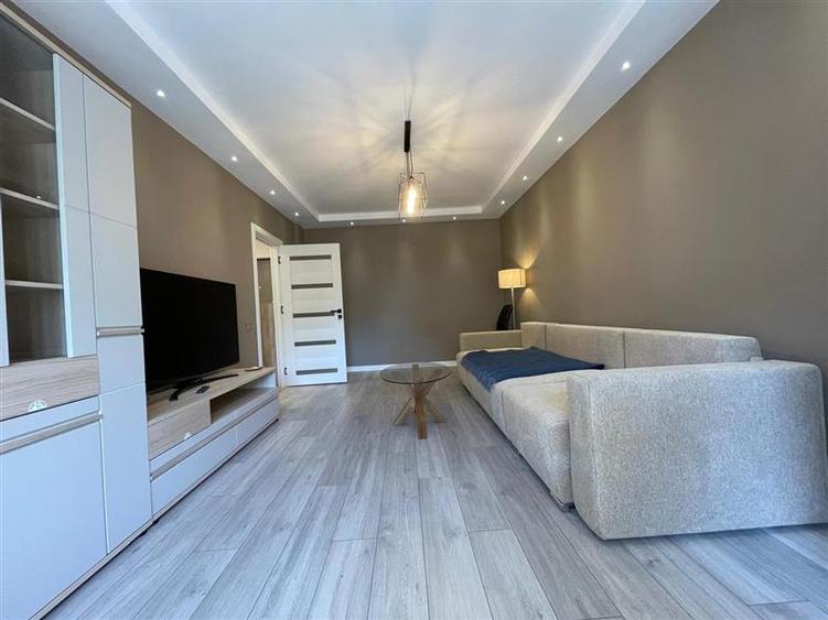 Apartament cu 2 camere decomandat în Babadag