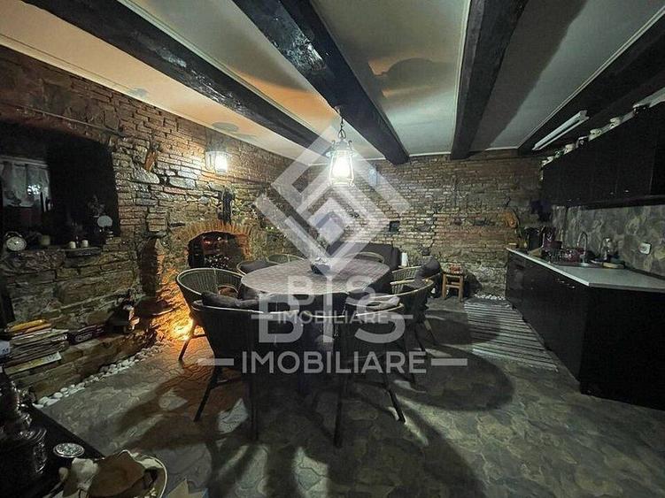 Casă individuală cu 4 camere cu Canalizare în Ultracentral