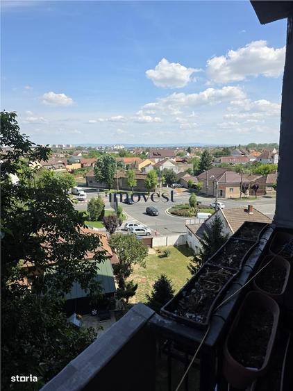 Apartament cu 3 camere decomandat în Cloșca