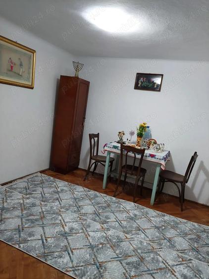 Casă cu 2 camere cu Teren 616 Mp în Drăgășani