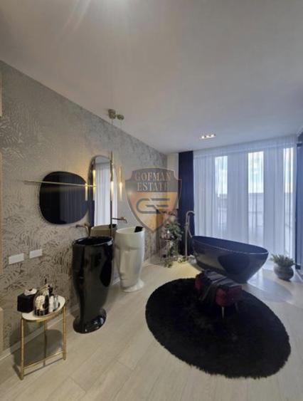 Casă individuală cu 7 camere cu Piscina în Tomis Plus