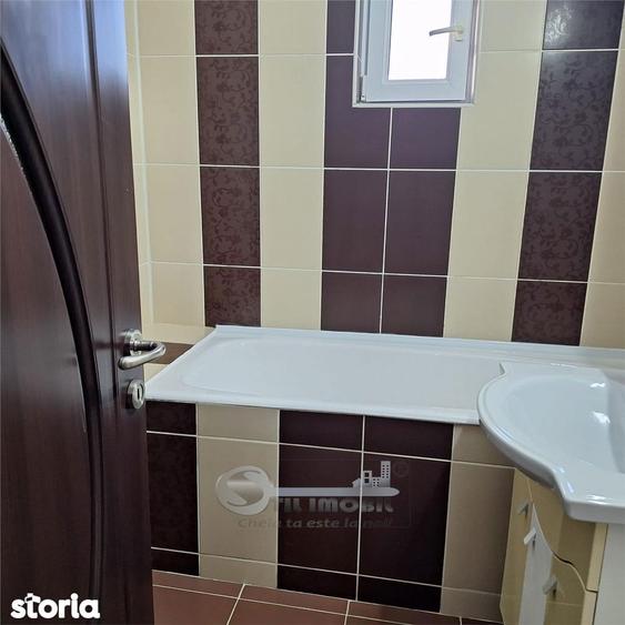 Apartament cu 2 camere decomandat, mobilat în Galata