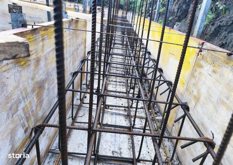Casă cu 4 camere cu Teren 400 Mp în Holboca