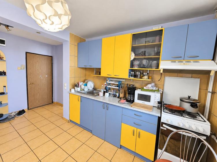 Apartament cu 2 camere decomandat în Dristor