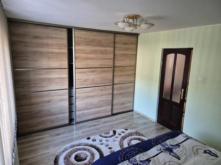 Casă cu Teren 231 Mp în Dezmir