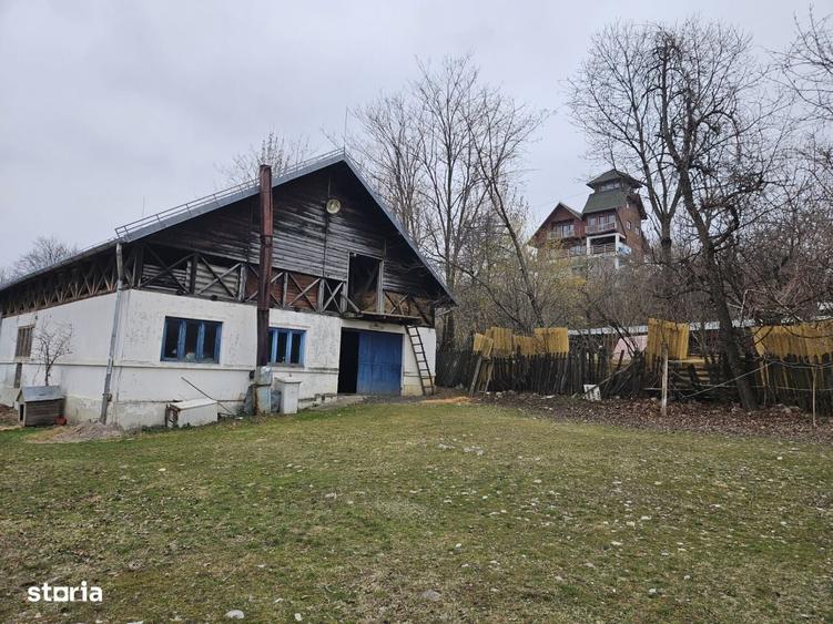 Casă cu 4 camere în Ghioșești