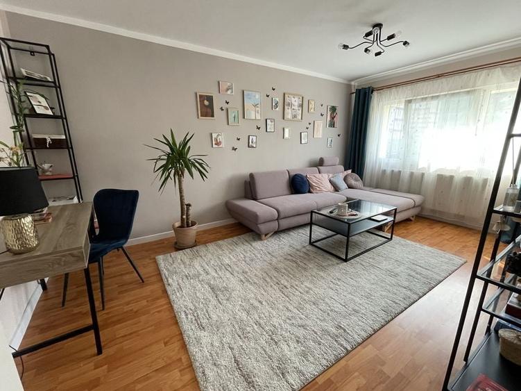 Apartament cu 2 camere decomandat în Grigorescu