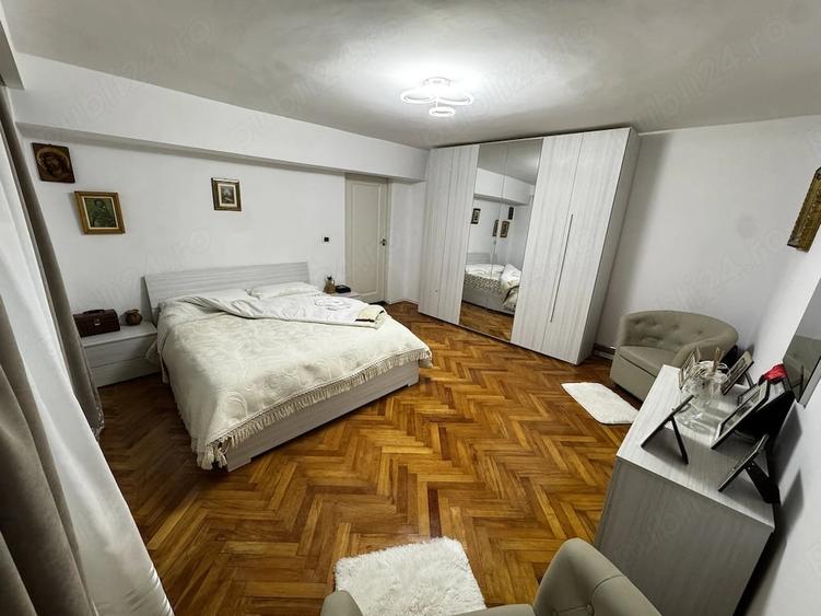 Apartament cu 2 camere decomandat în Centrul Istoric