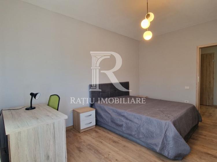 Apartament cu 3 camere decomandat, mobilat în Spitalul Județean