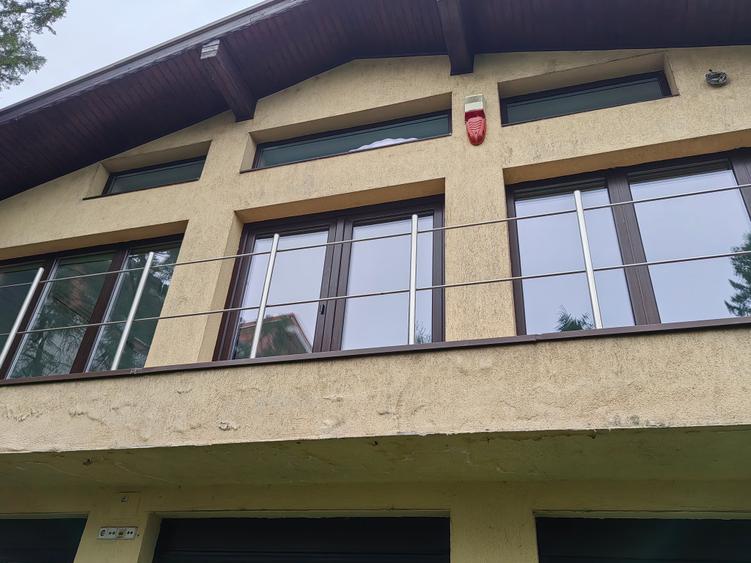 Casă cu 6 camere cu Canalizare în Băneasa