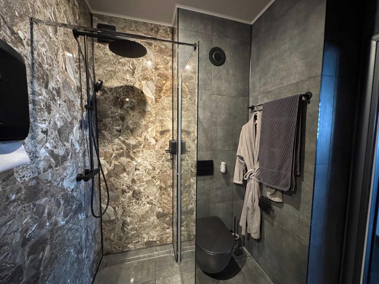 Apartament cu 2 camere în Torontalului