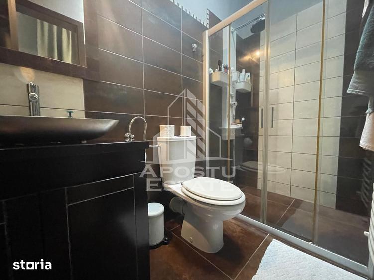 Casă cu 5 camere cu Teren 202 Mp în Gai