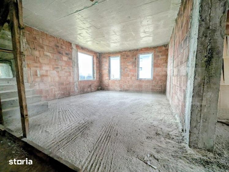 Casă cu 5 camere cu Teren 650 Mp în Miroslava